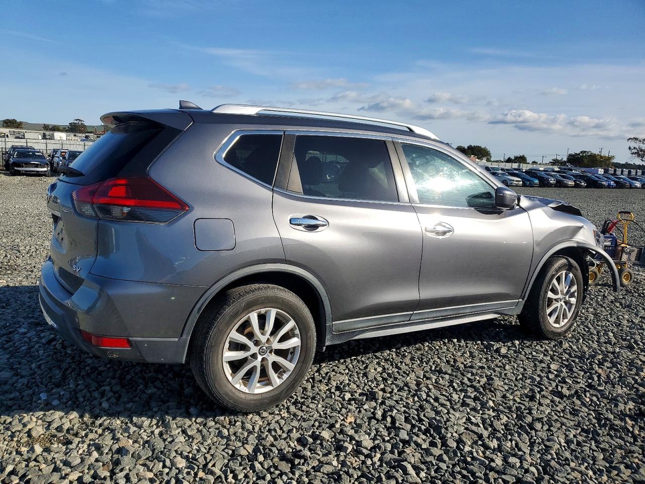 Nissan Rogue S