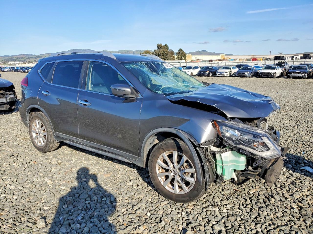 Nissan Rogue S