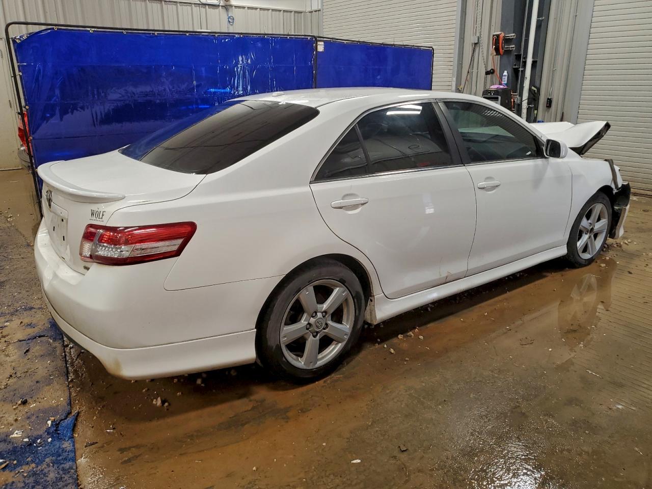 Toyota Camry Base