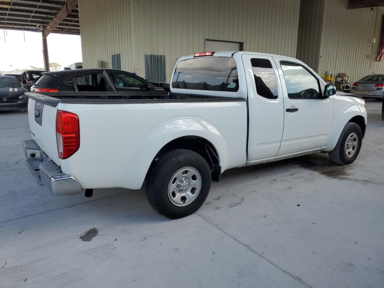 Nissan Frontier S