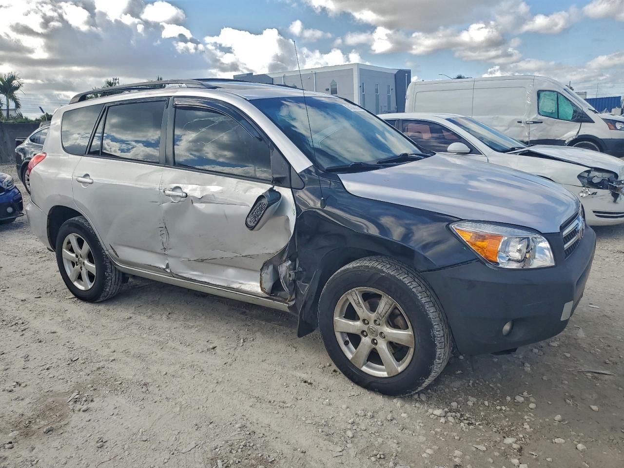 Toyota RAV4 Limited