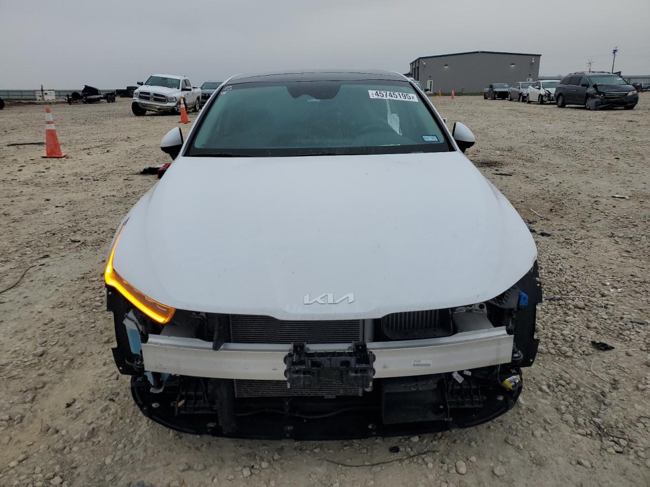 Kia K5 Ex