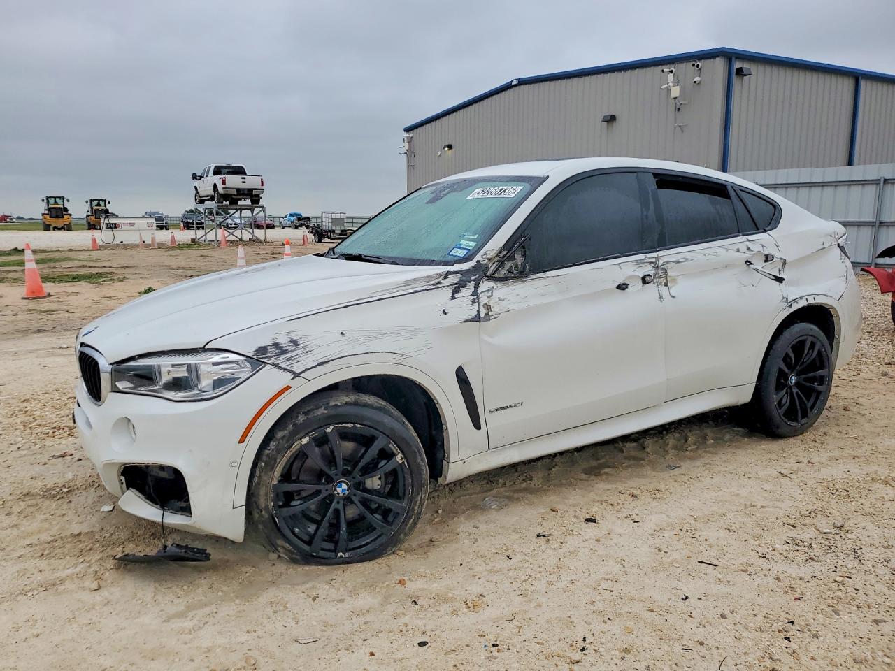 Salvage BMW X Series Image