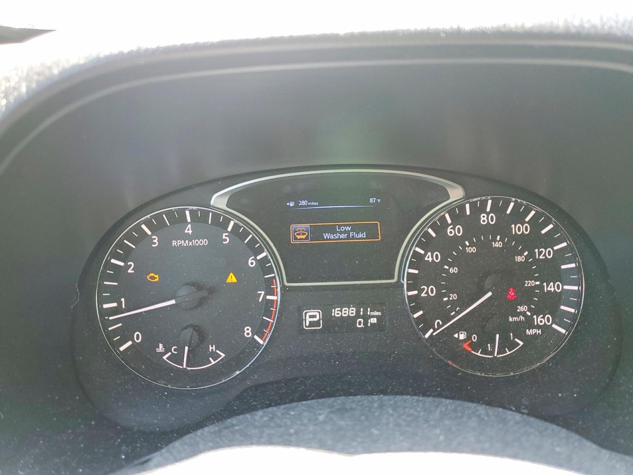 Nissan Pathfinder S