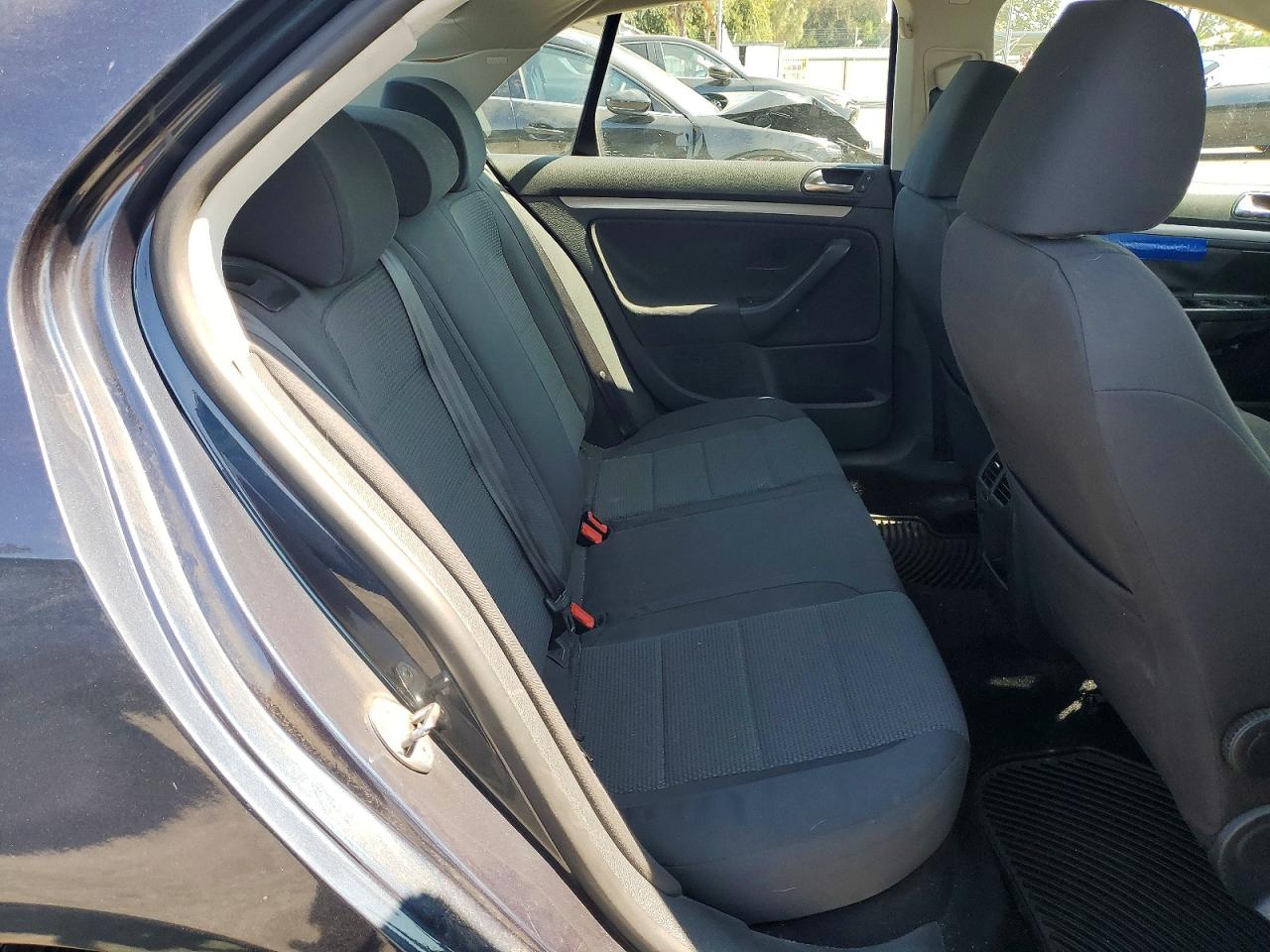 Volkswagen Jetta S