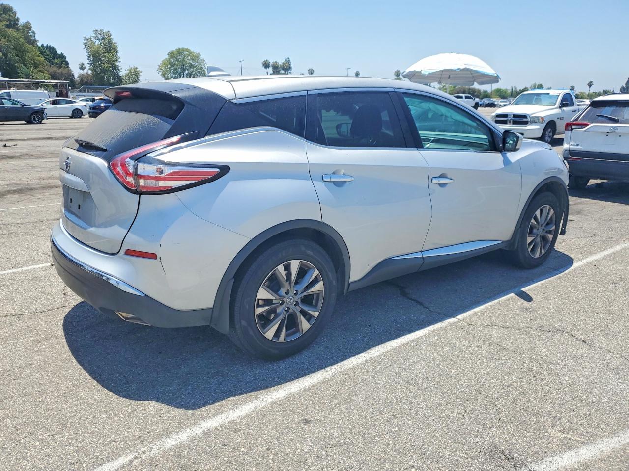 Nissan Murano S