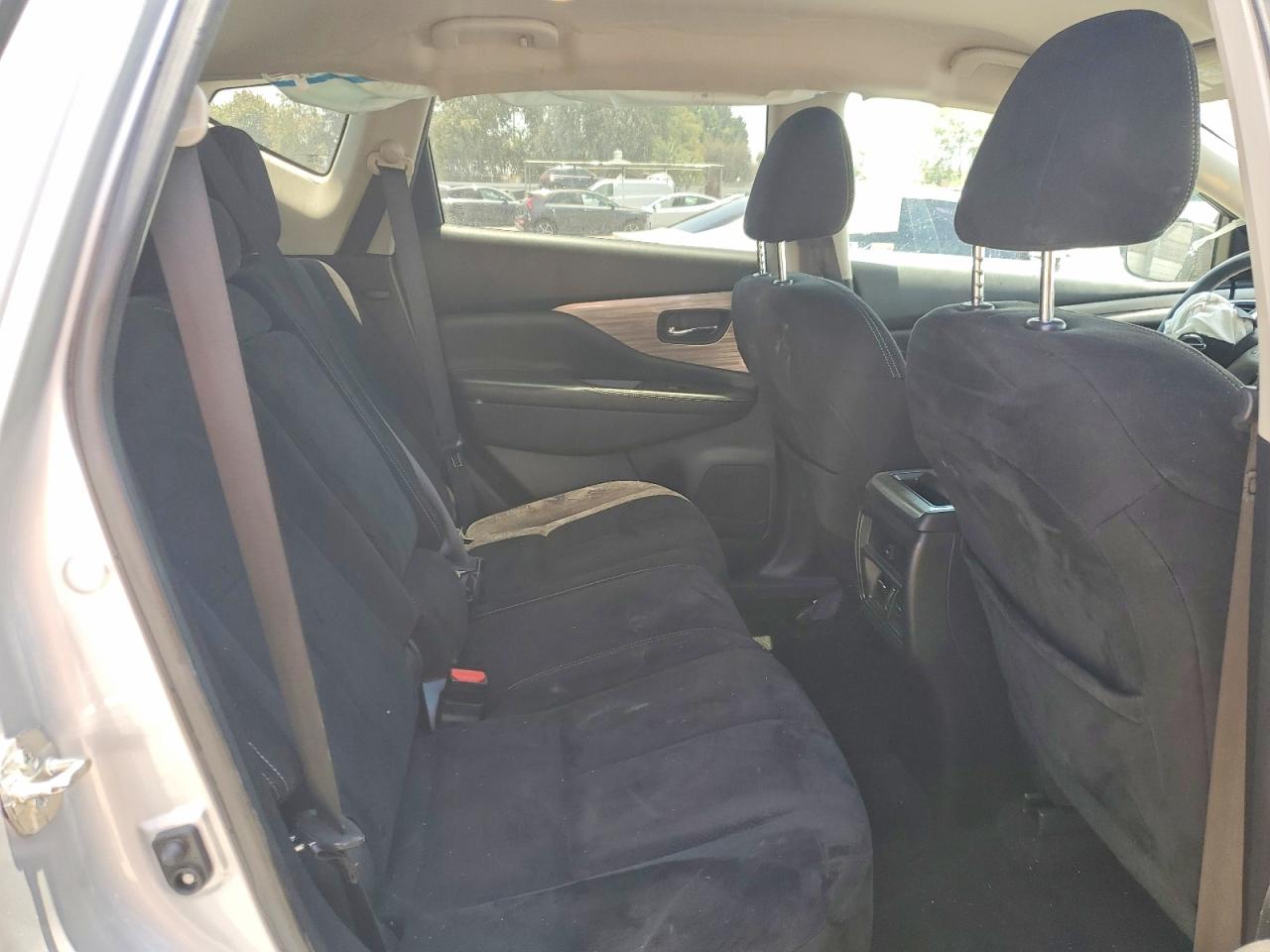Nissan Murano S