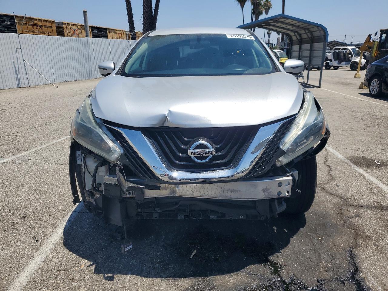 Nissan Murano S