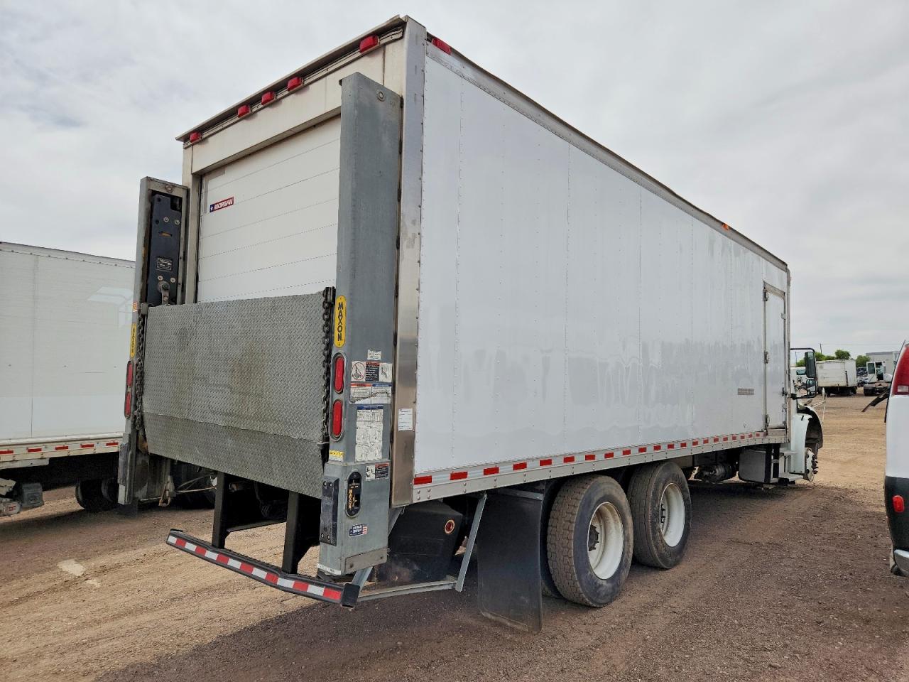 Freightliner M2