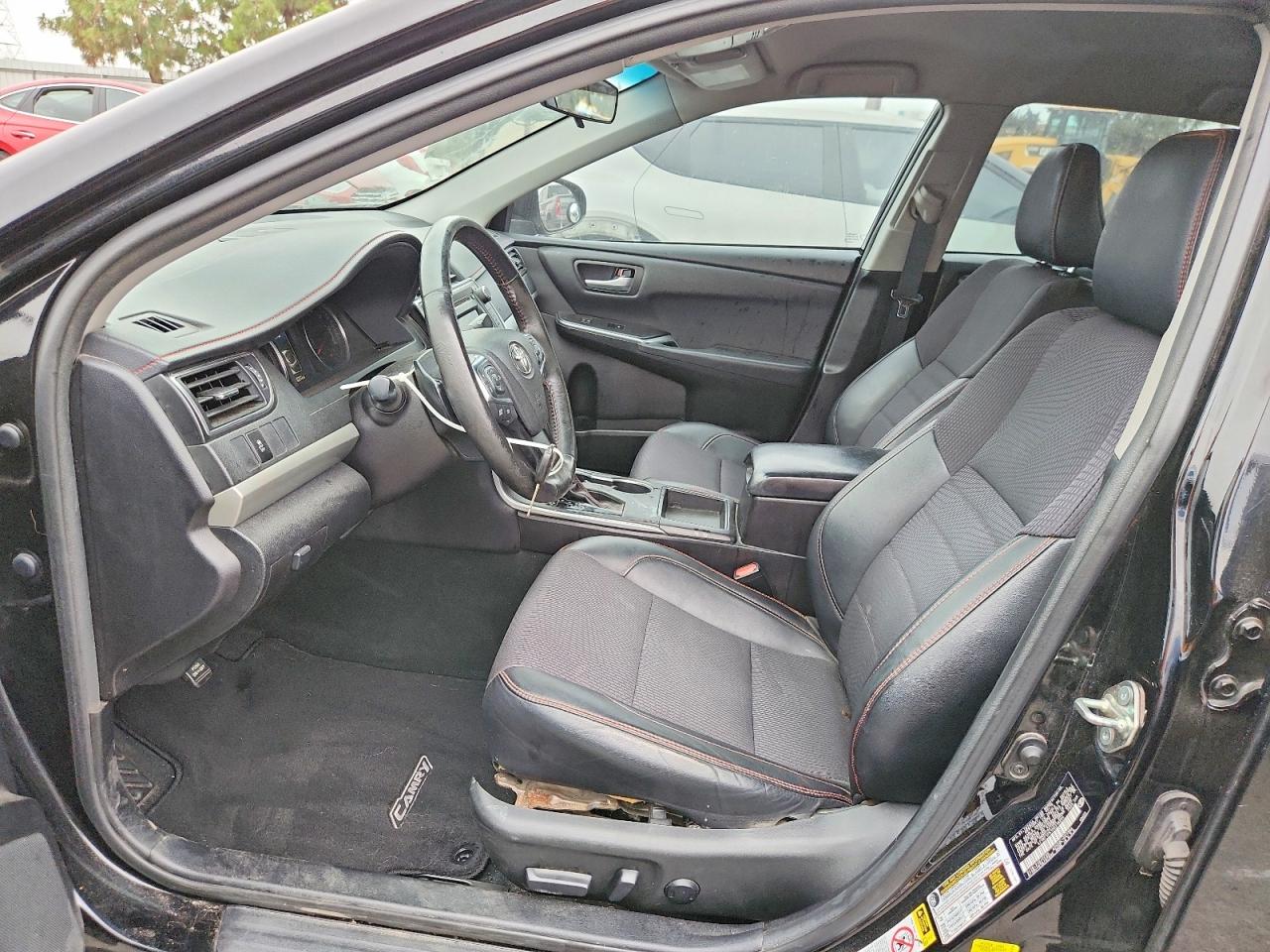 Toyota Camry Se