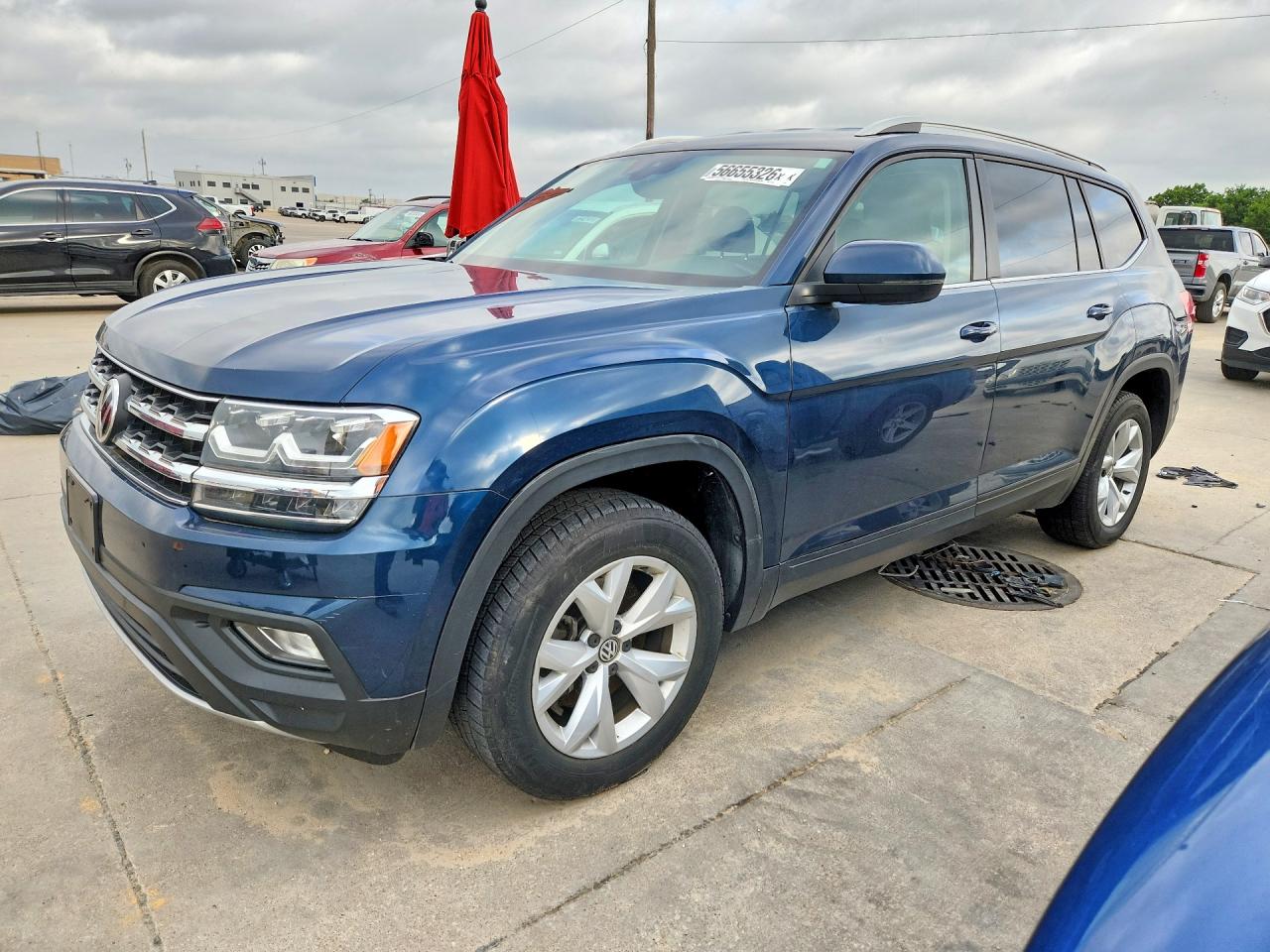 Salvage Volkswagen Atlas Image