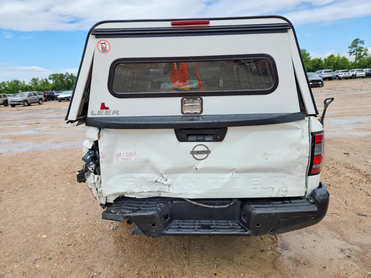 Nissan Frontier S