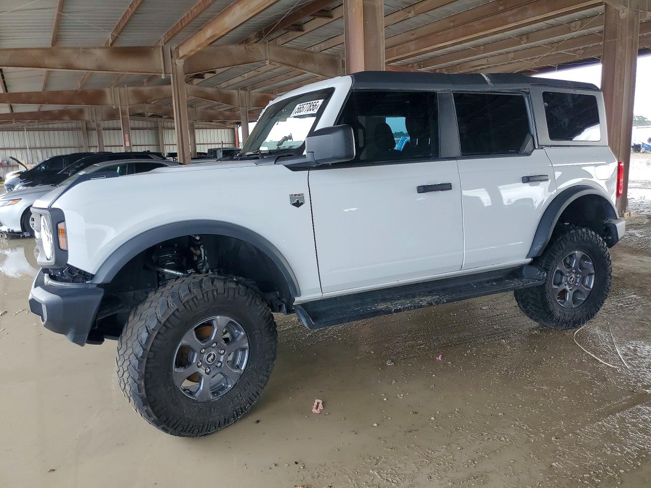 Salvage Ford Bronco Image