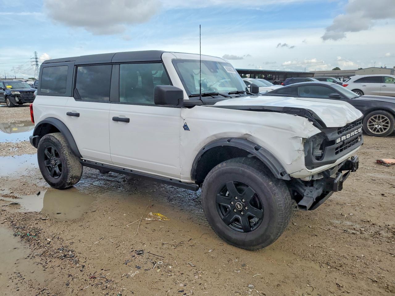 Ford Bronco Black Diamond