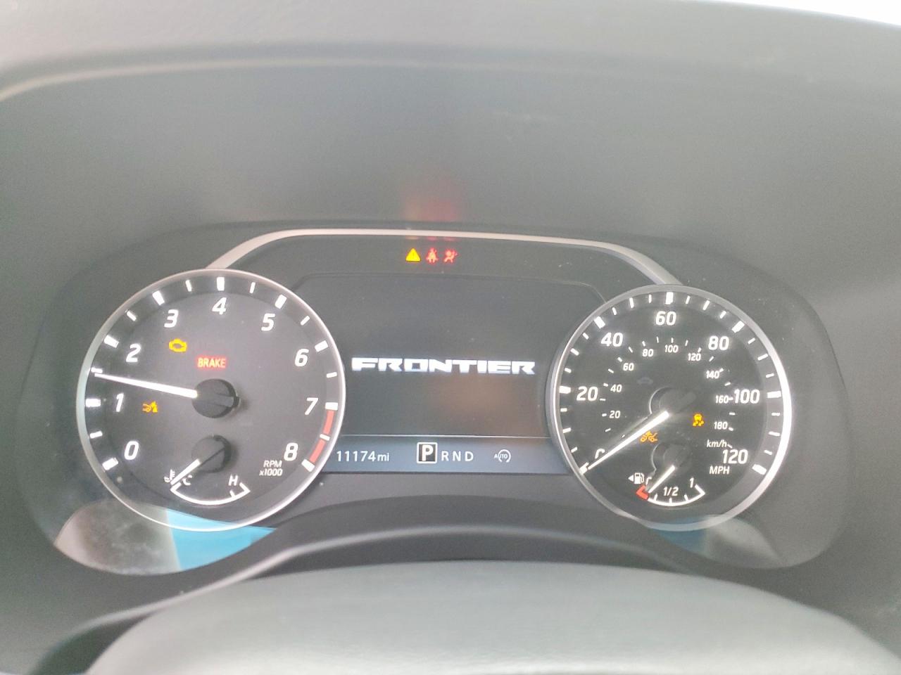 Nissan Frontier Sv