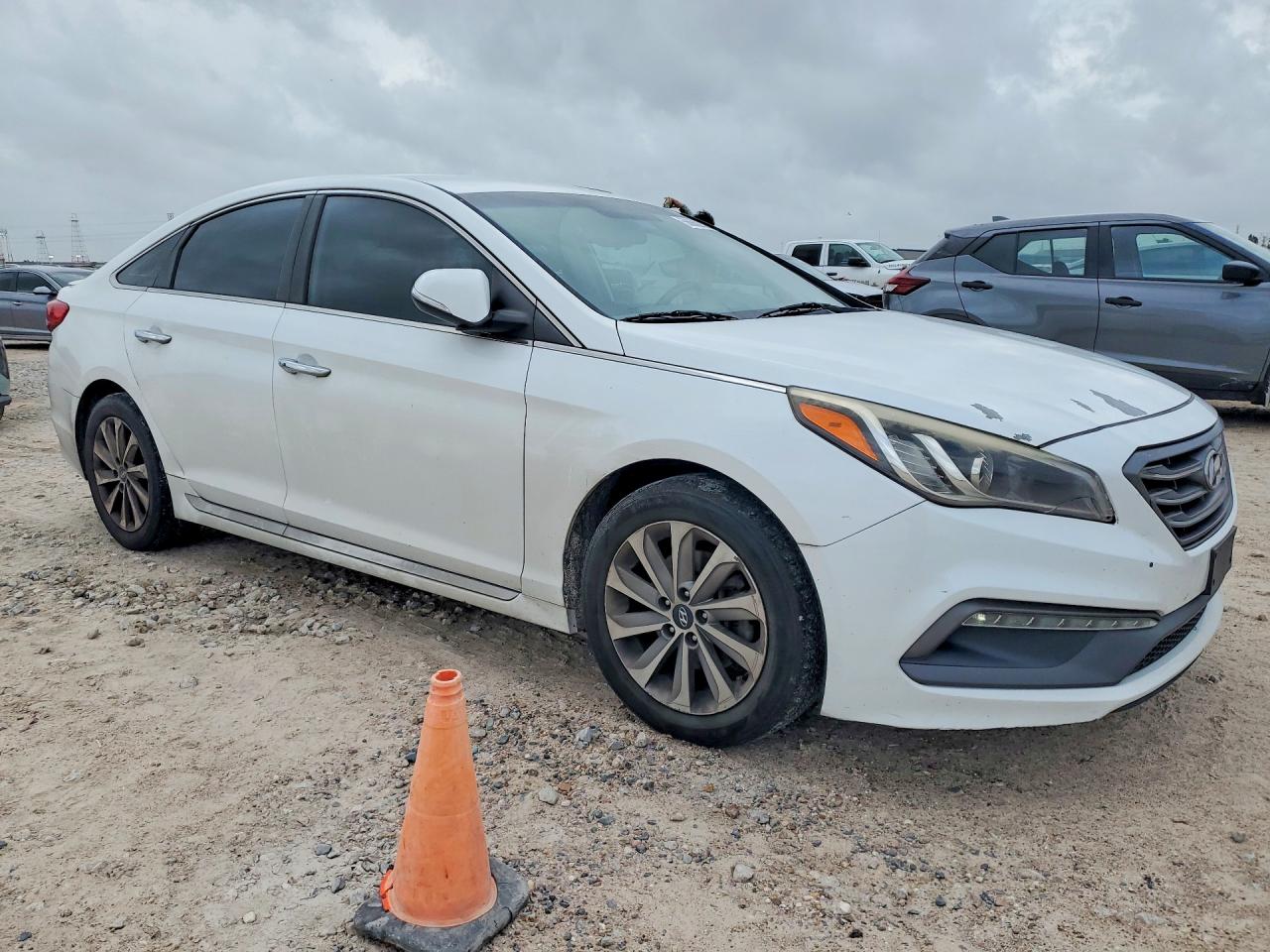 Hyundai SONATA Sport