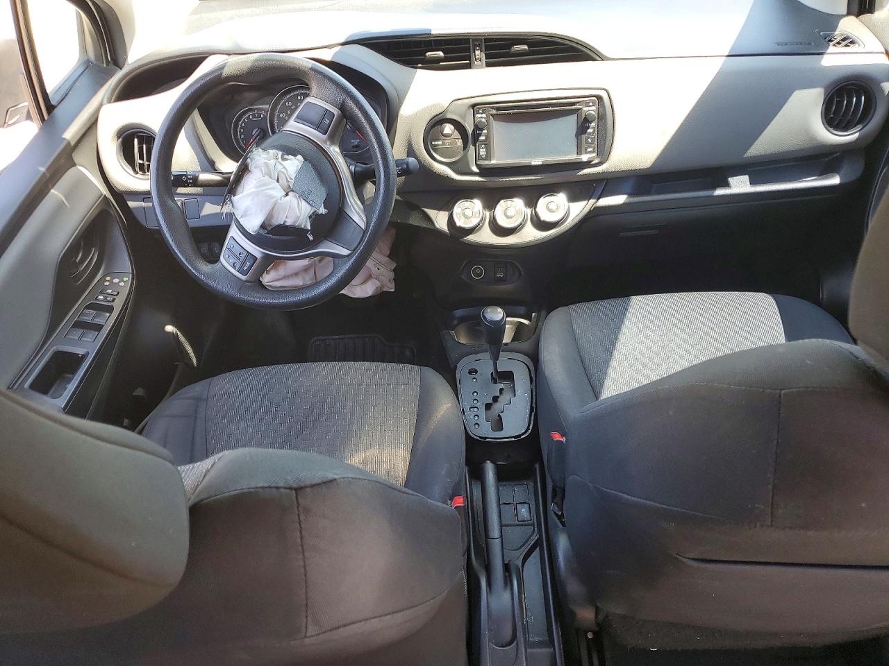 Toyota Yaris 5-door L Fleet