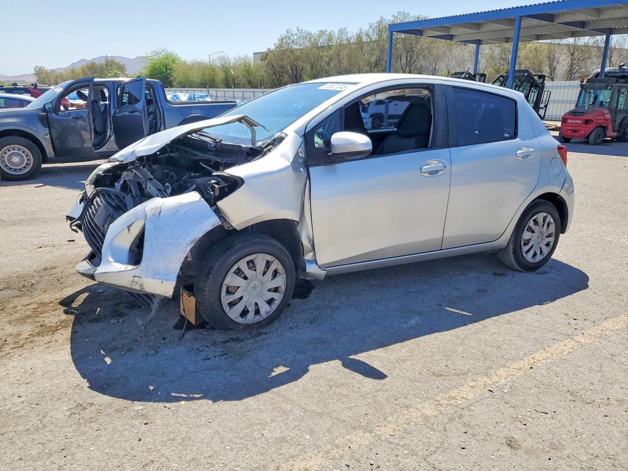 Salvage Toyota Yaris Image