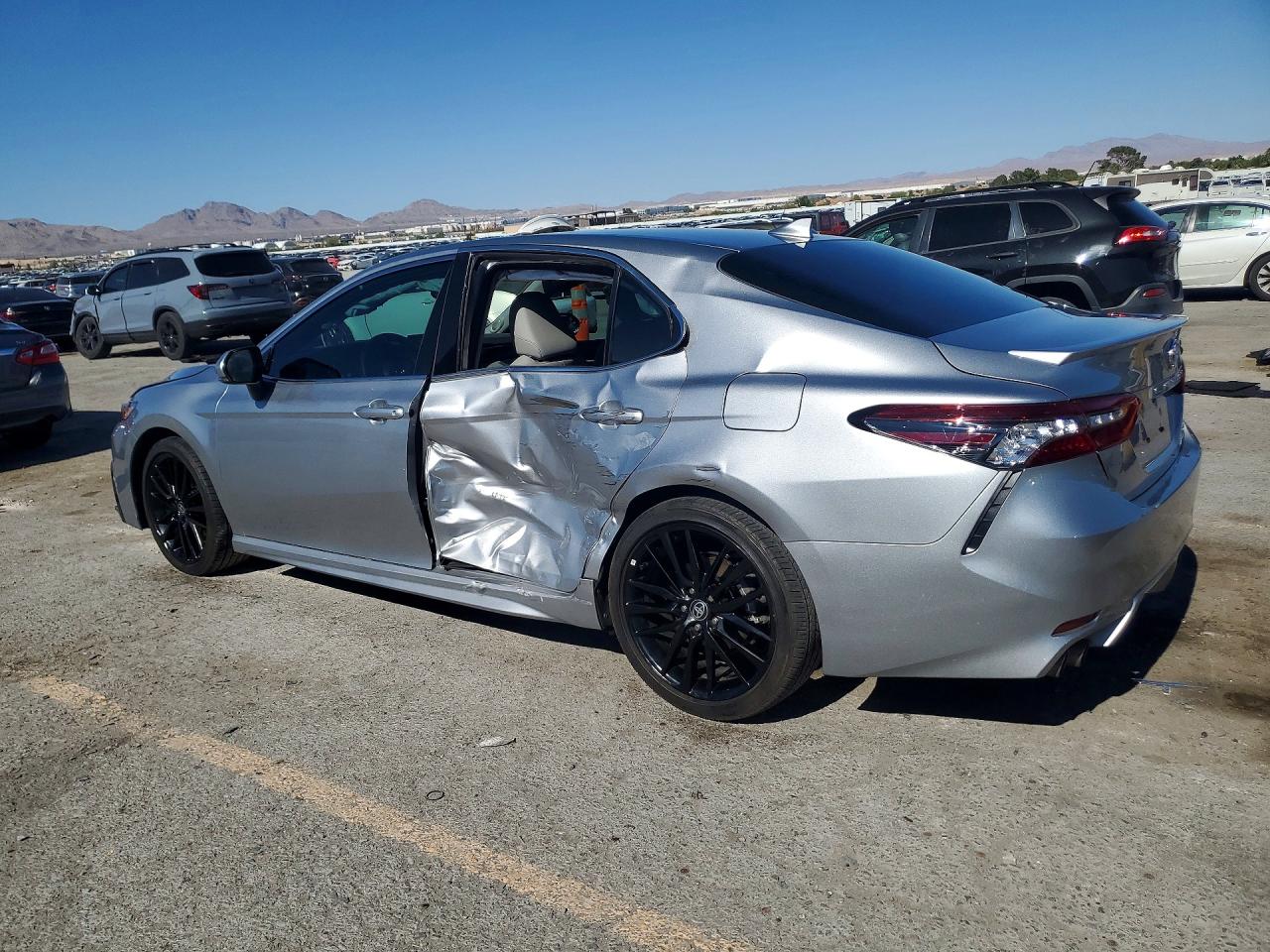 Toyota Camry Xse
