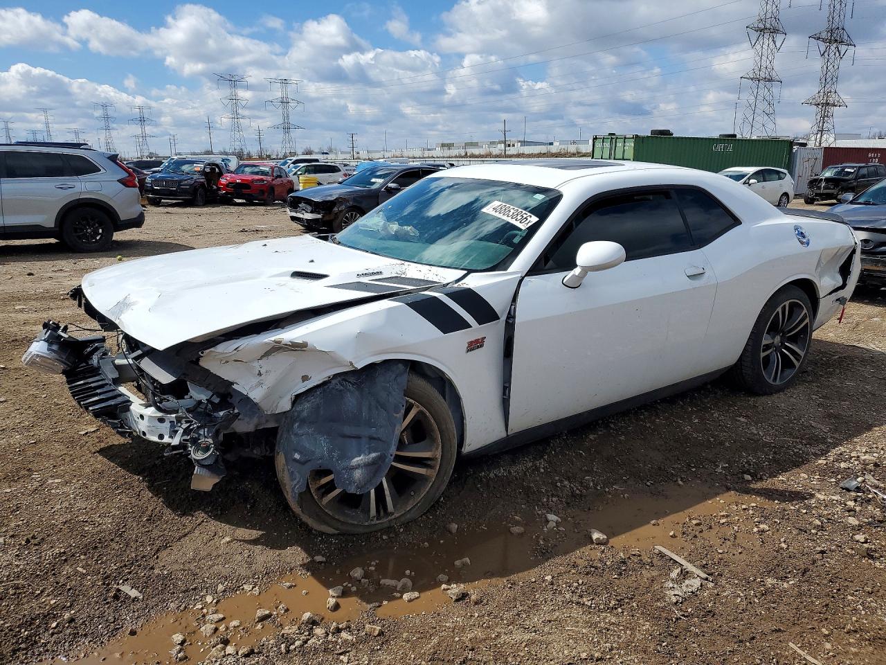 Salvage Dodge Challenger Image