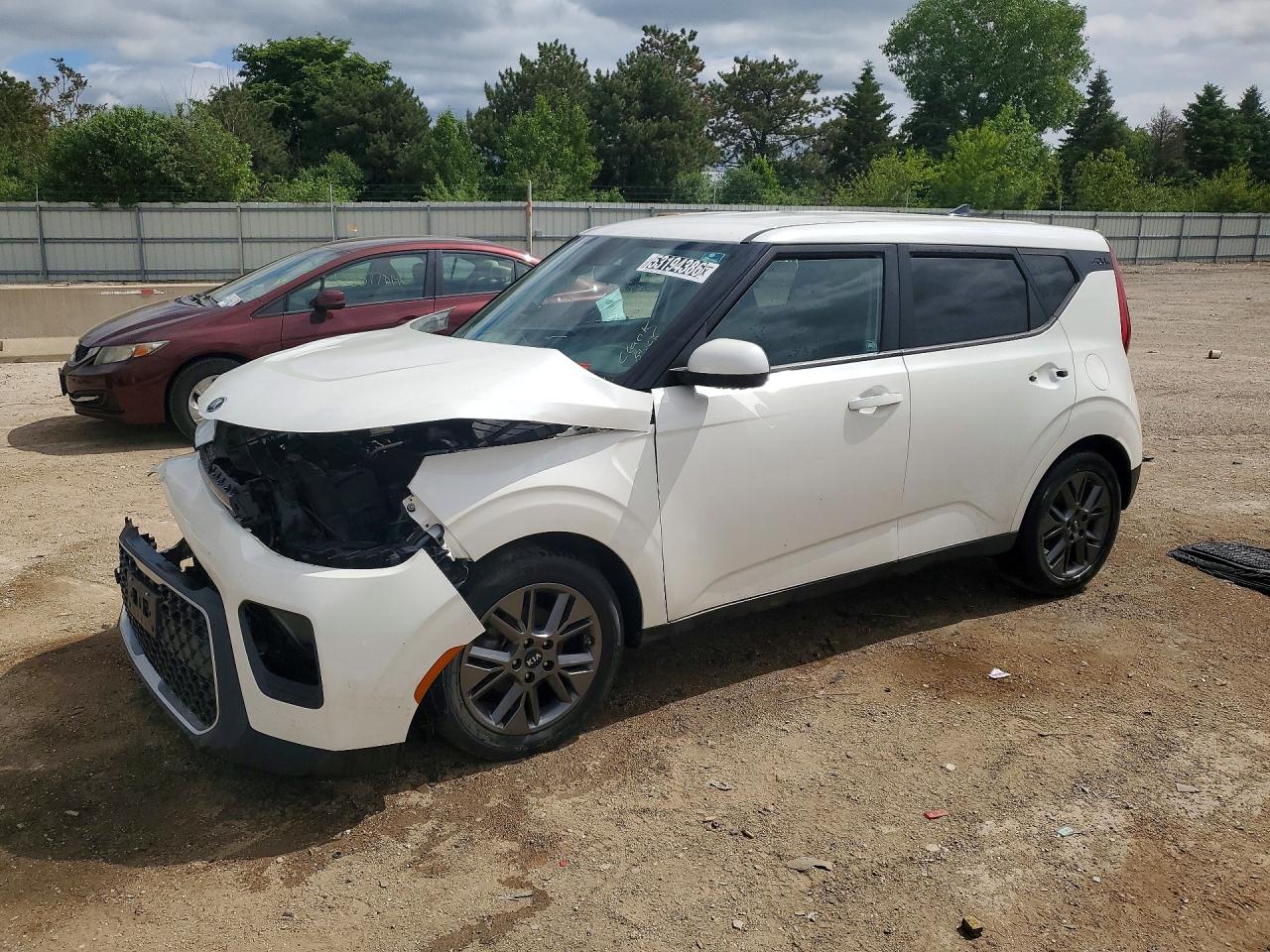 Salvage Kia Soul Image