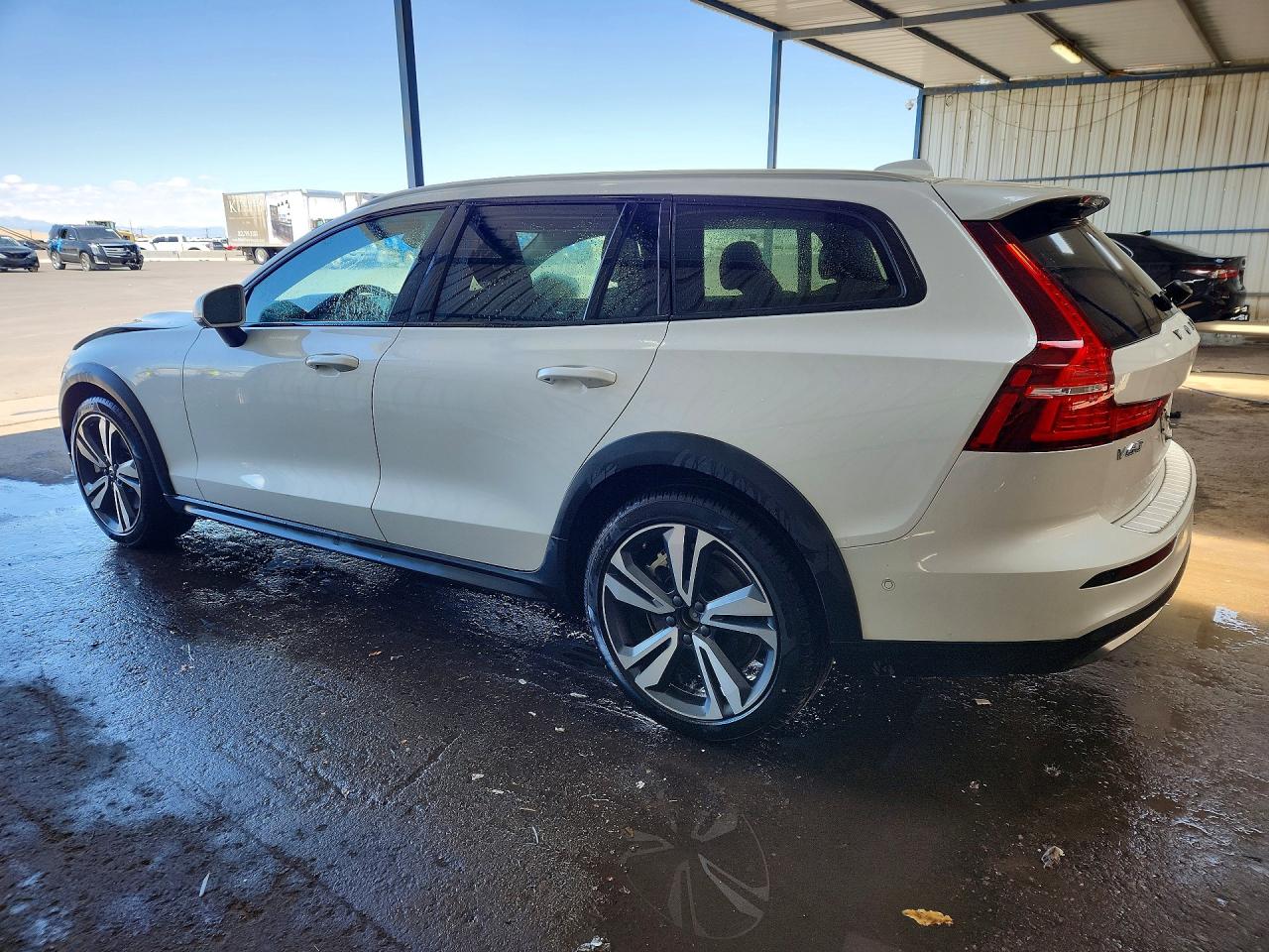 Volvo V60 Plus