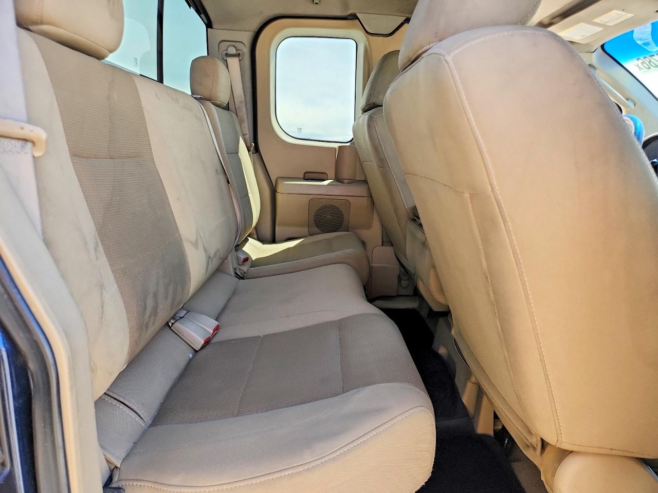 Nissan Titan Xe