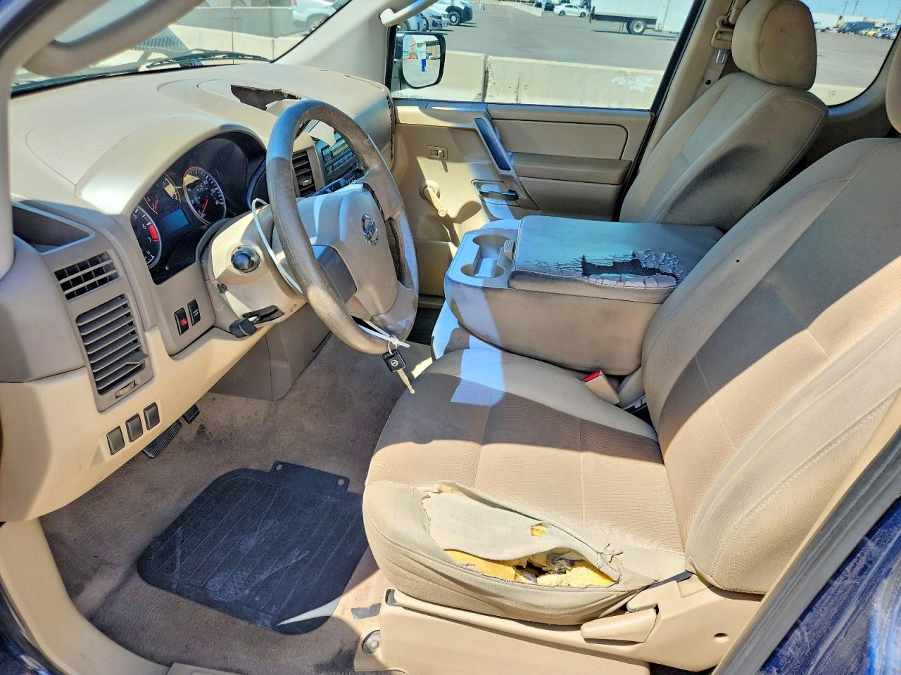 Nissan Titan Xe