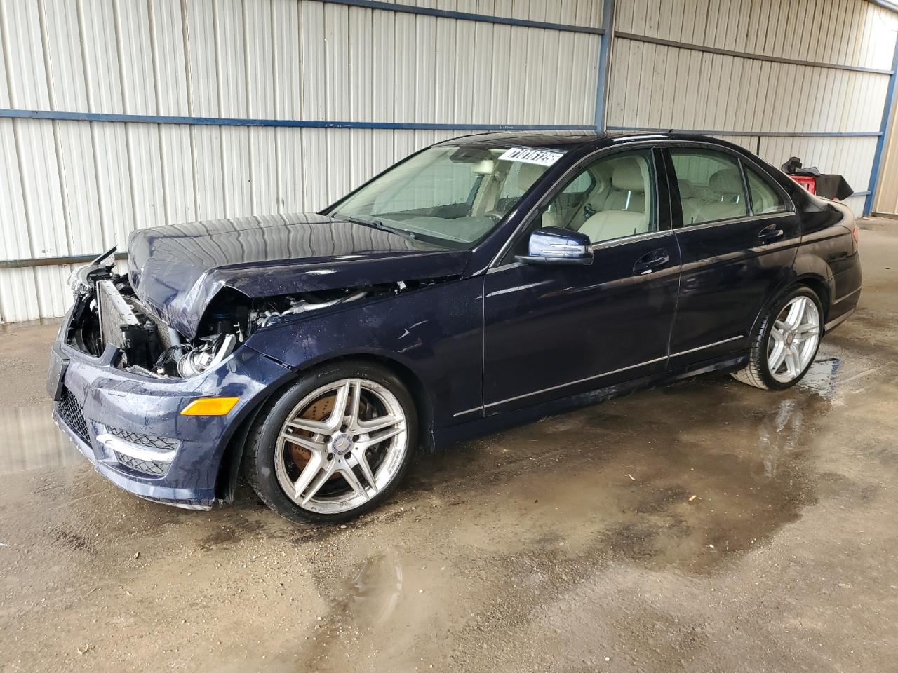 Salvage Mercedes-Benz C-Class Image
