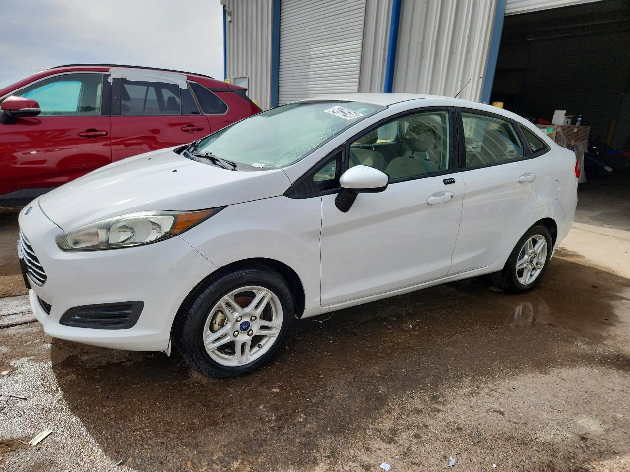 Salvage Ford Fiesta Image