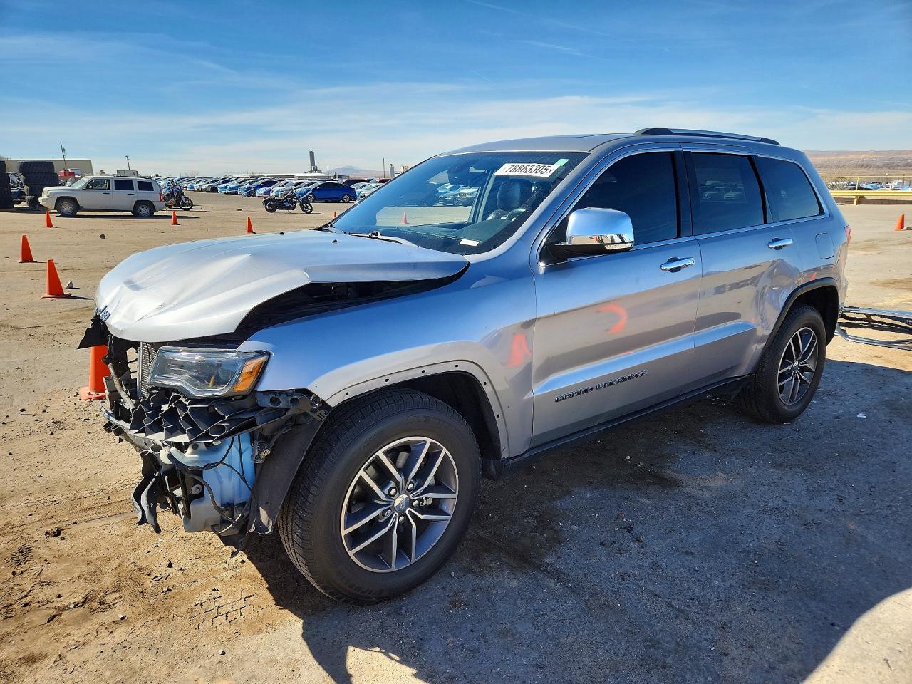 Salvage Jeep Cherokee Image