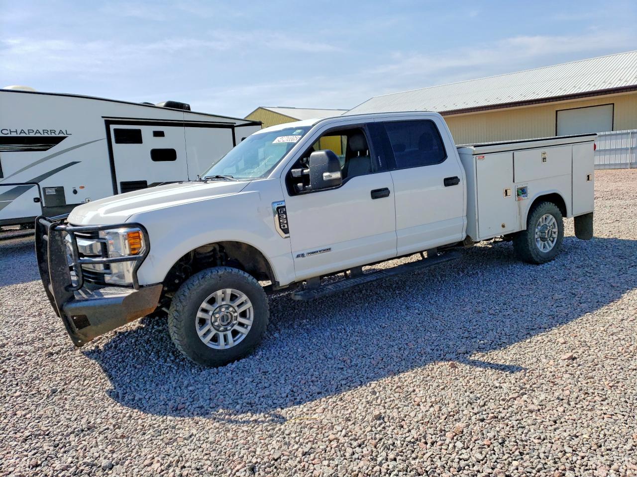 Salvage Ford F-350 Image