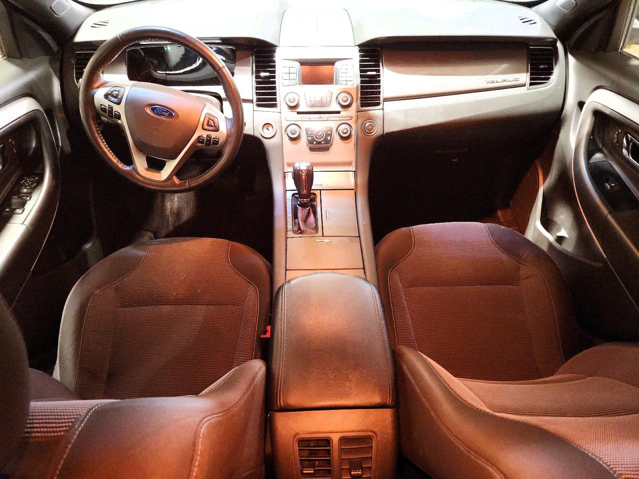 Ford Taurus Sel
