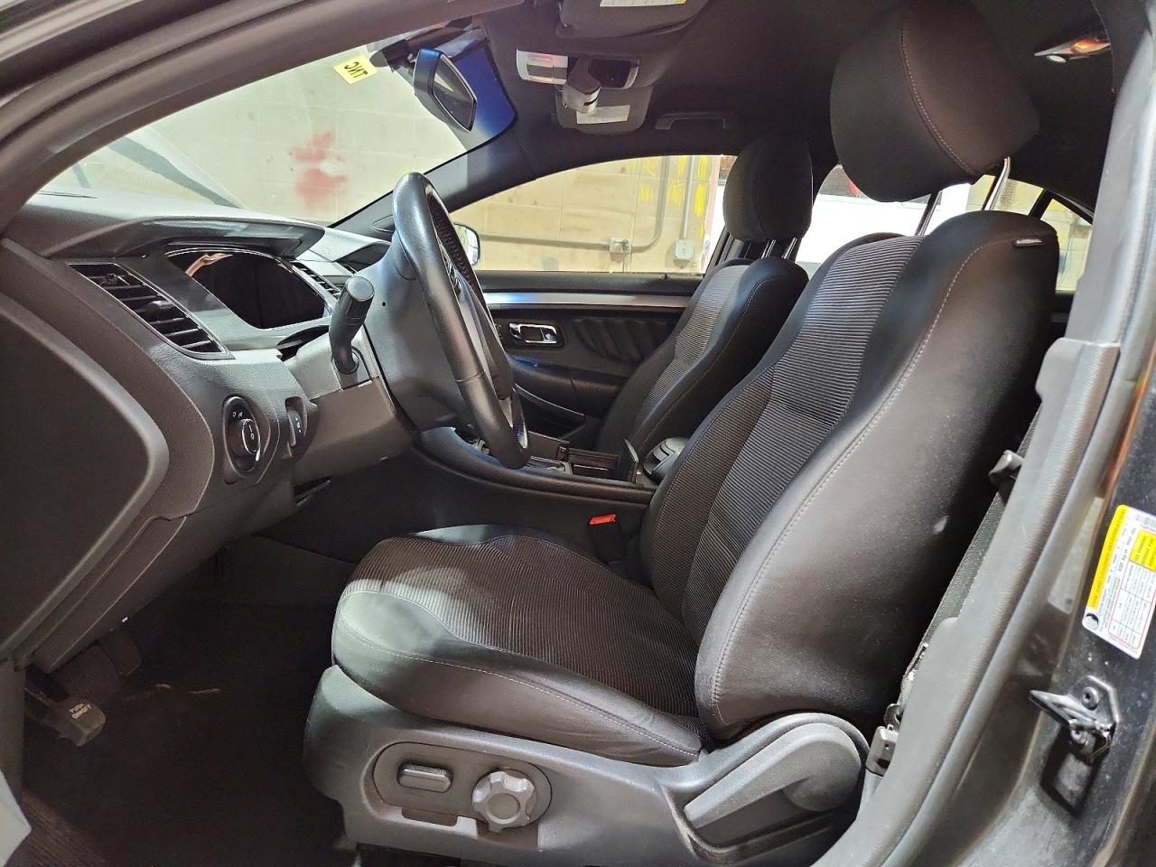 Ford Taurus Sel