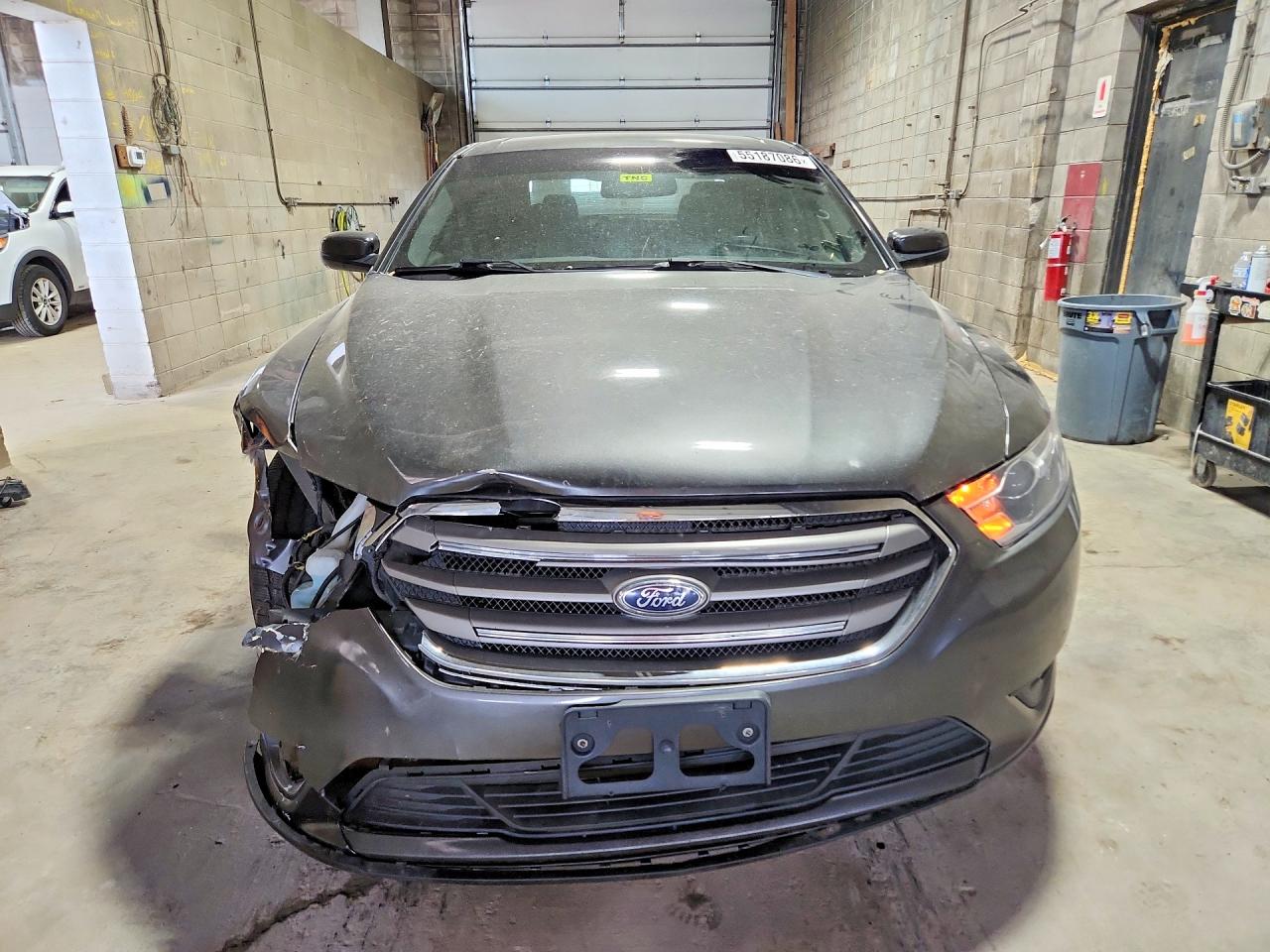 Ford Taurus Sel