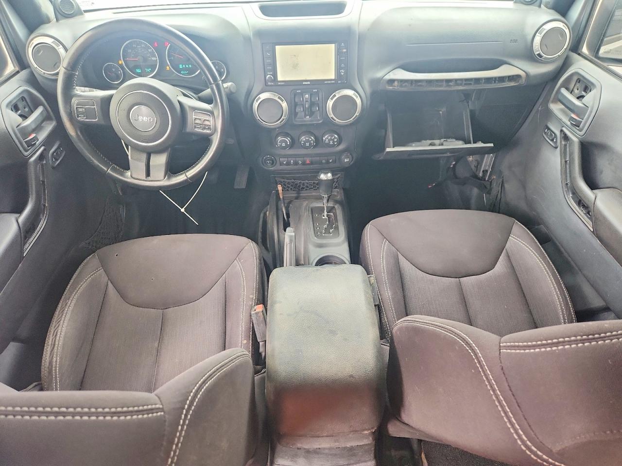 Jeep Wrangler Sahara