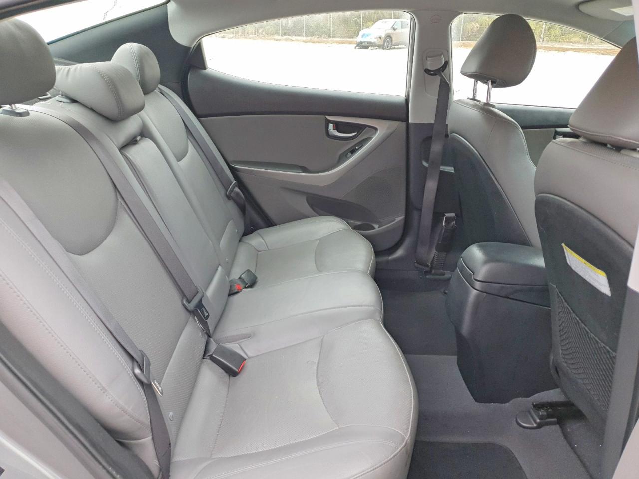 Hyundai ELANTRA Limited
