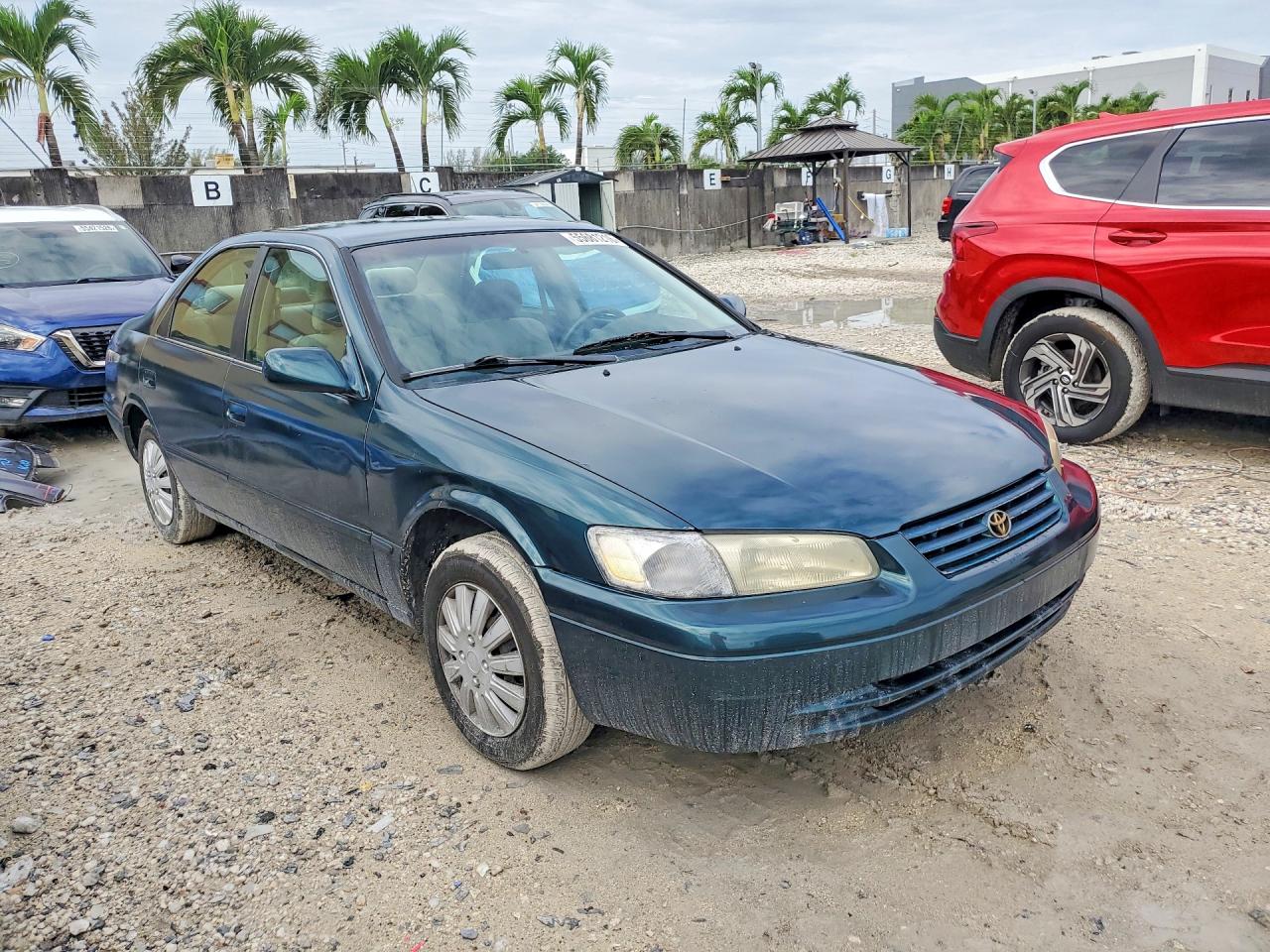 Toyota Camry Le
