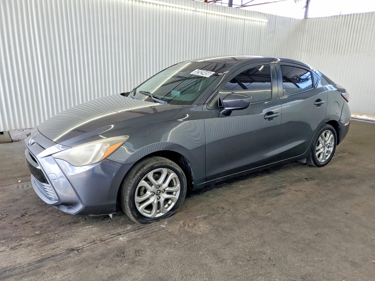 Salvage Toyota Yaris Image