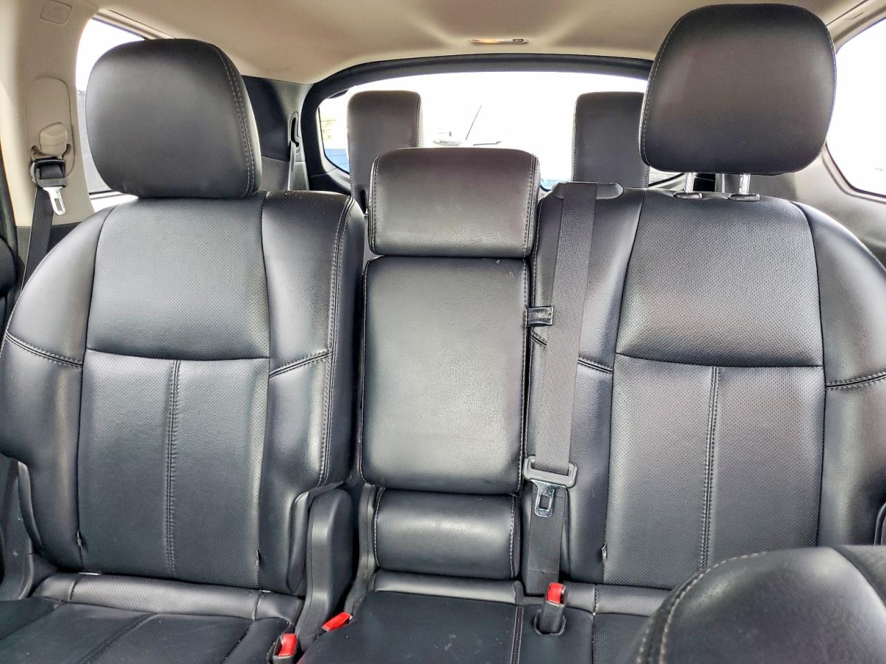 Nissan Pathfinder Platinum