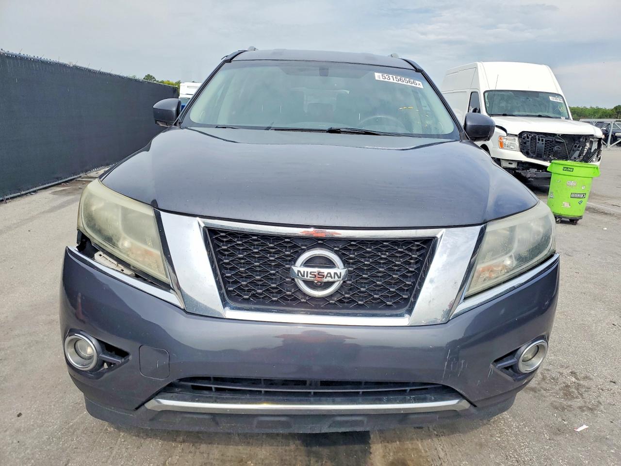 Nissan Pathfinder Platinum