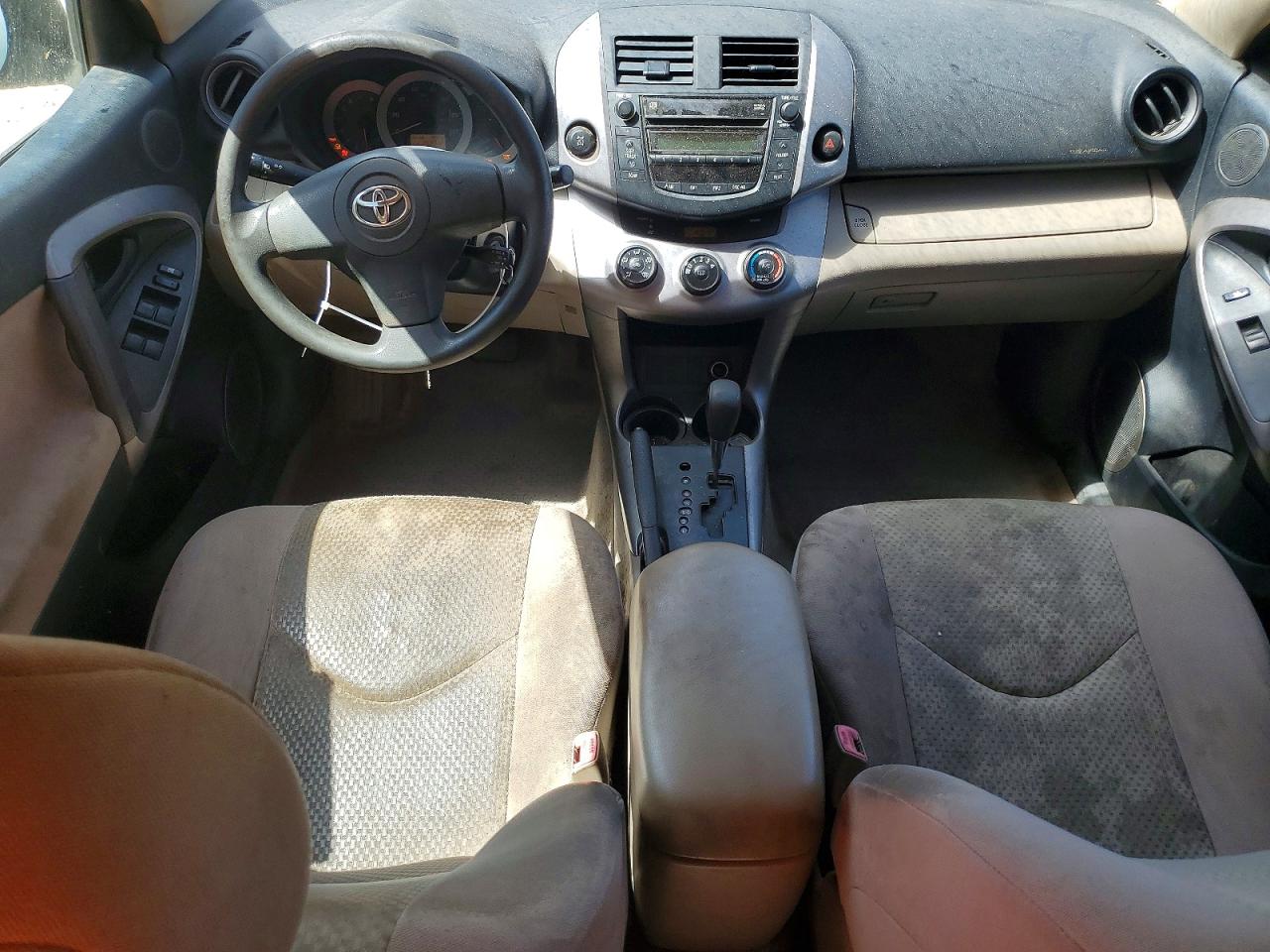 Toyota RAV4 Base