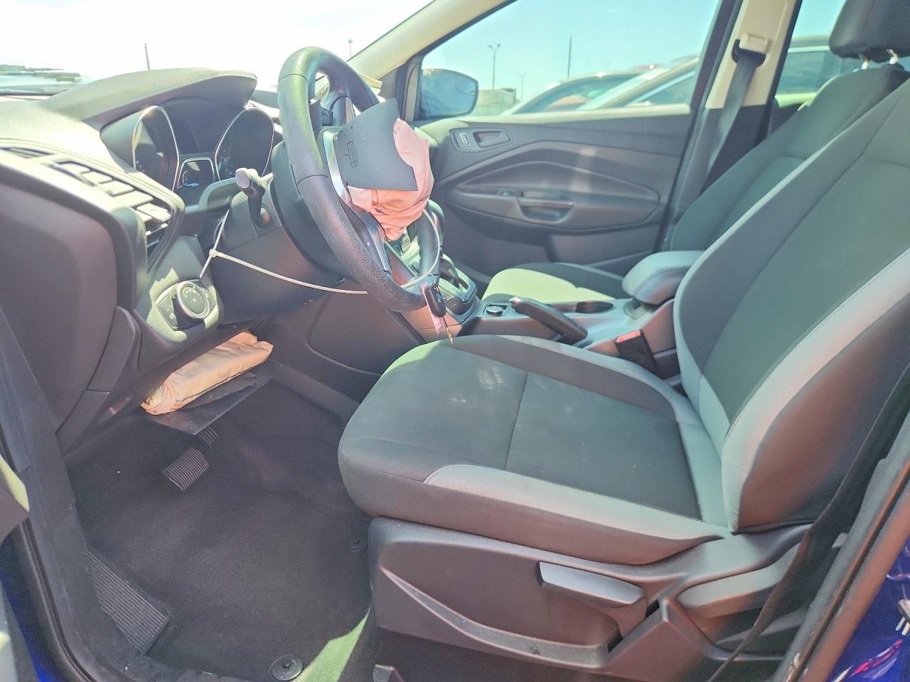 Ford Escape S