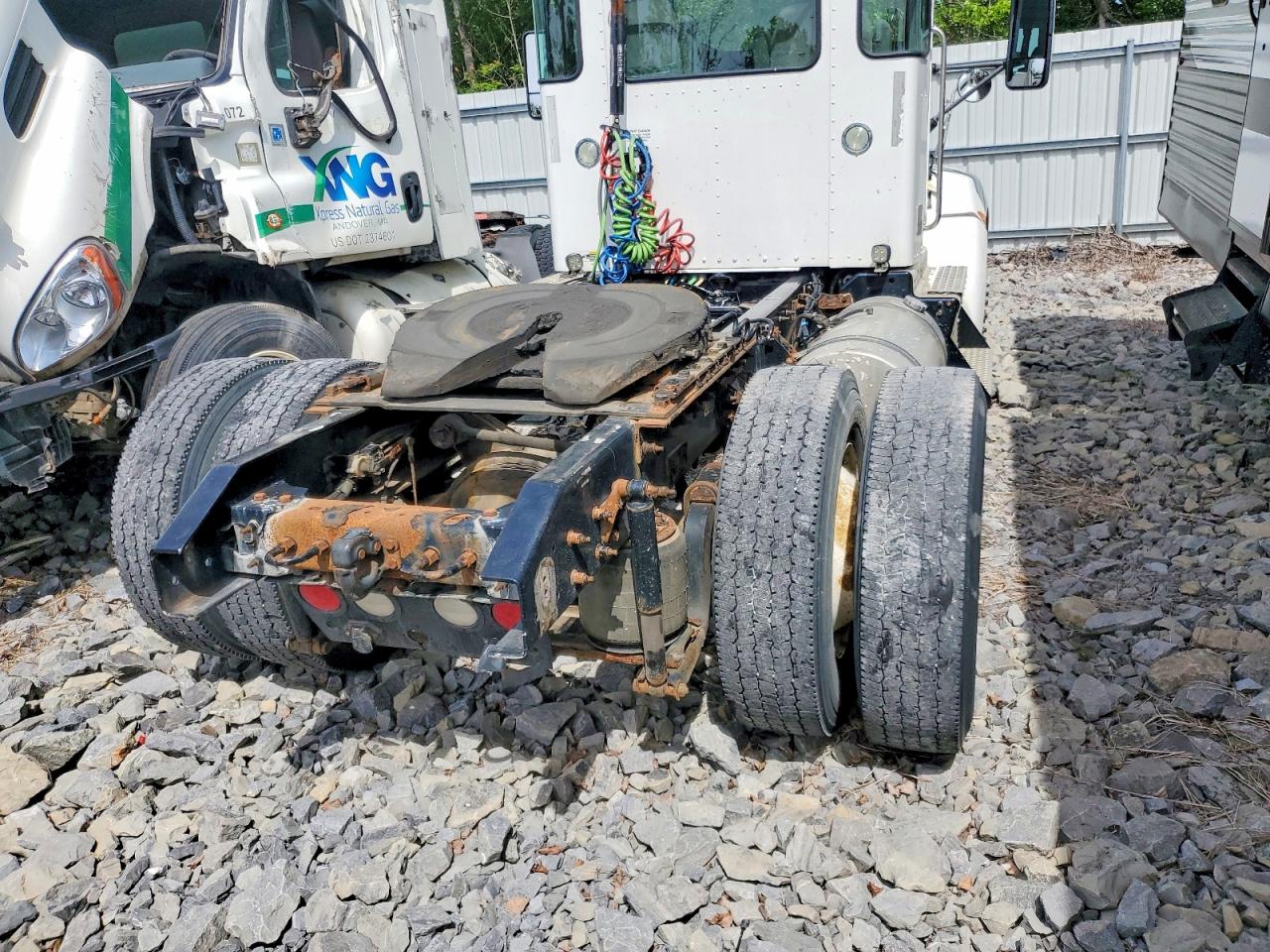 Kenworth T370