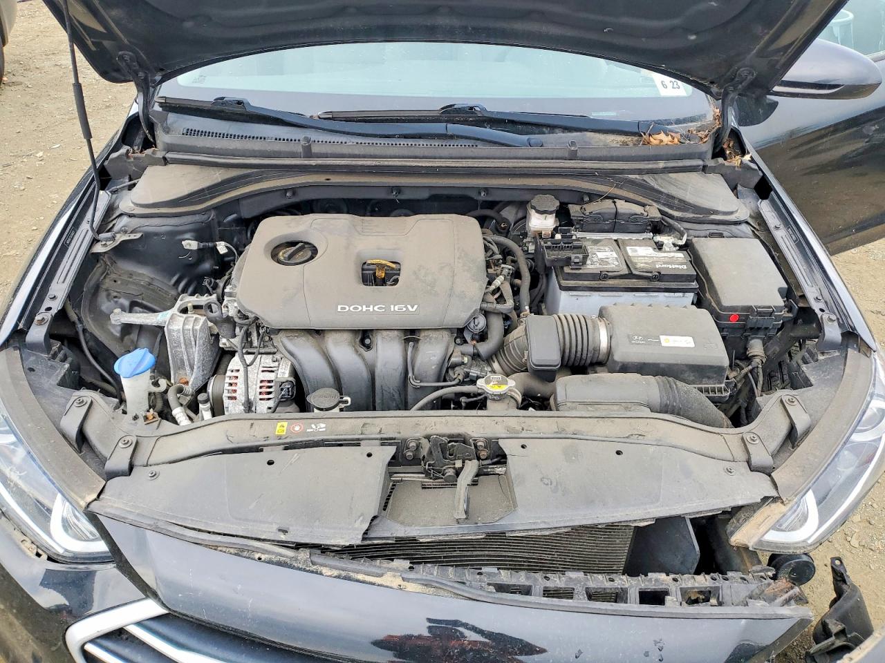 Hyundai ELANTRA Sel