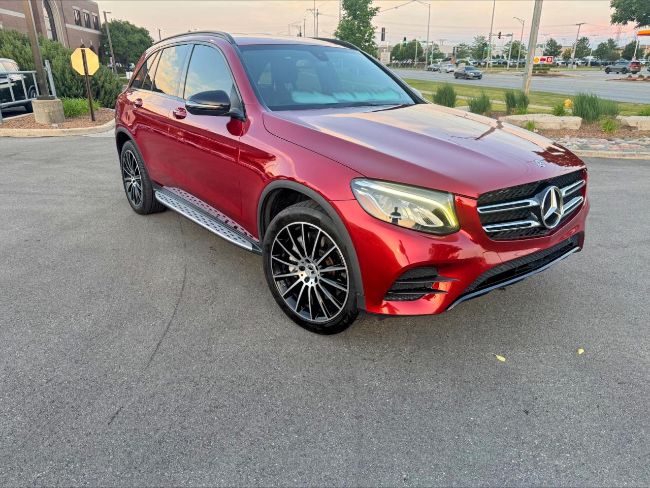 Salvage Mercedes-Benz GLC Image