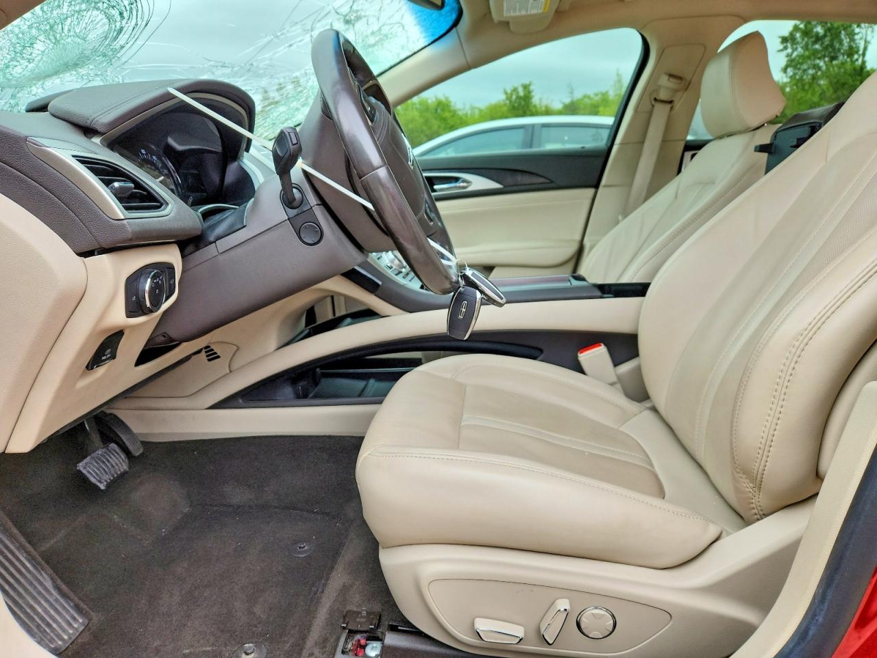 Lincoln MKZ Reserve