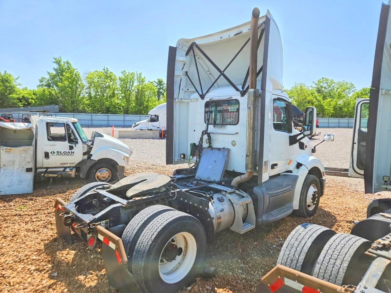 Peterbilt 579