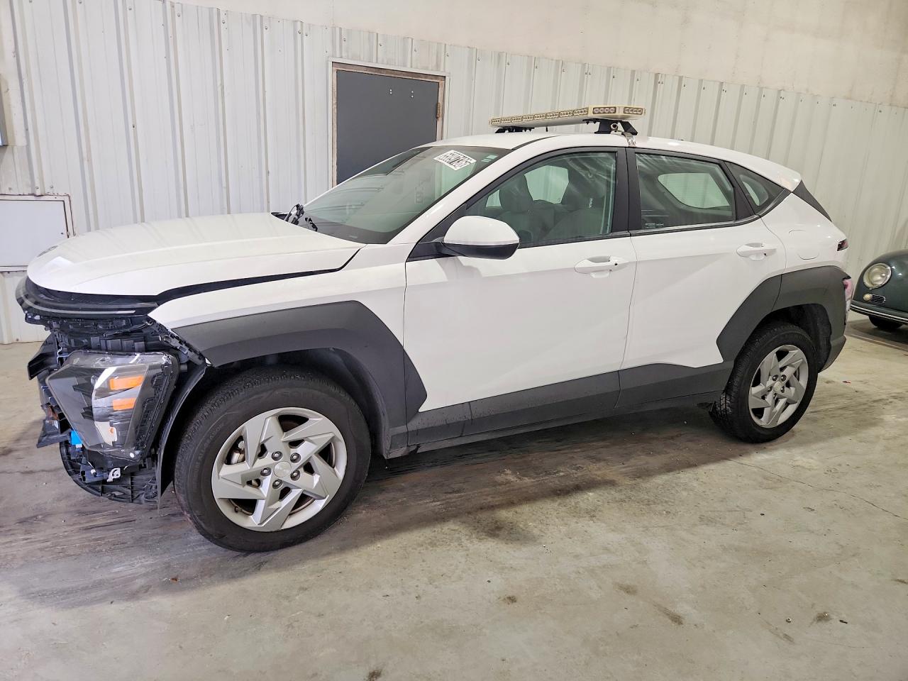 Salvage Hyundai KONA Image