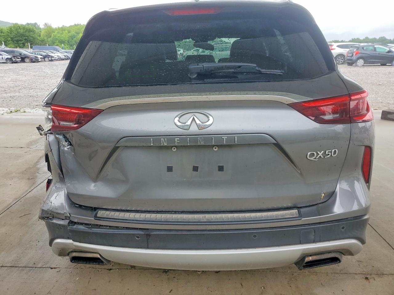 INFINITI Qx Essential